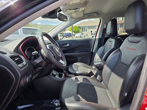 Used 2021 Jeep Compass Trailhawk AWD/4WD image 21