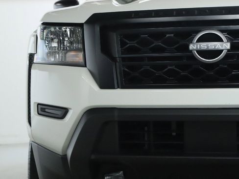 Used 2024 Nissan Frontier S w/ S Utility Package image 7