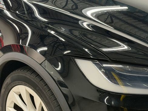 Used 2018 Tesla Model X 100D AWD/4WD image 6
