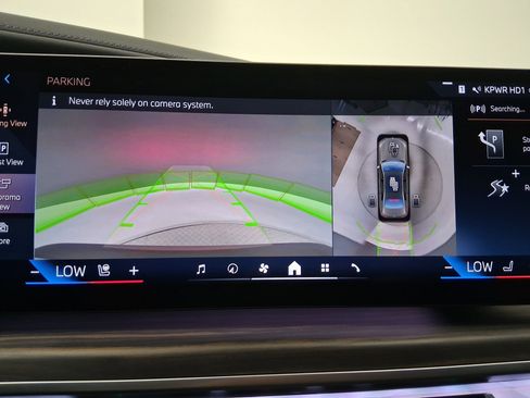 Certified 2023 BMW i7 xDrive60 AWD/4WD image 27