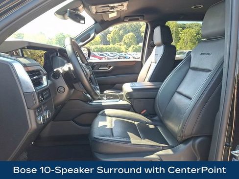 Used 2025 GMC Yukon Denali AWD/4WD image 2