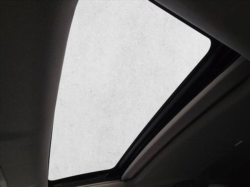 Used 2018 Honda CR-V EX-L image 14