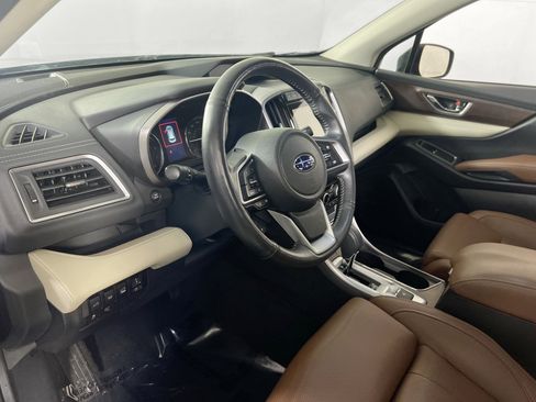 Used 2022 Subaru Ascent Touring image 9