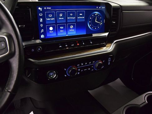 Used 2022 Chevrolet Silverado 1500 RST w/ Z71 Off-Road Package image 23