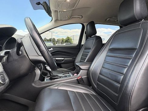 Used 2019 Ford Escape SEL AWD/4WD image 9