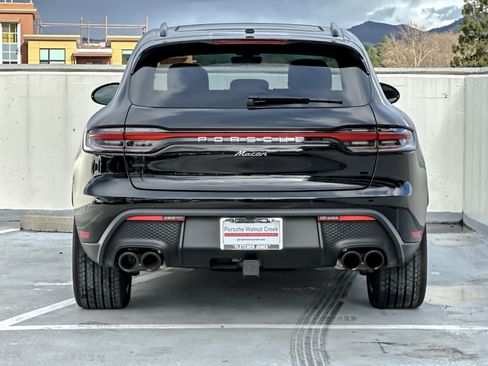 Used 2025 Porsche Macan Turbo image 7
