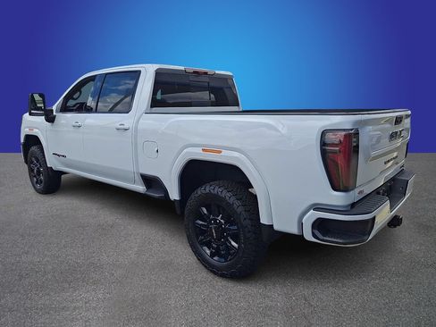 New 2026 GMC Sierra 2500 AT4 w/ Technology Package AWD/4WD image 4