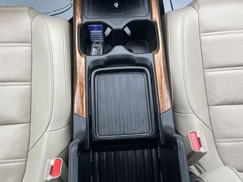 Used 2020 Honda CR-V Touring image 24