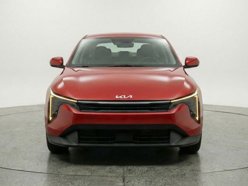 Used 2025 Kia K4 FWD image 2