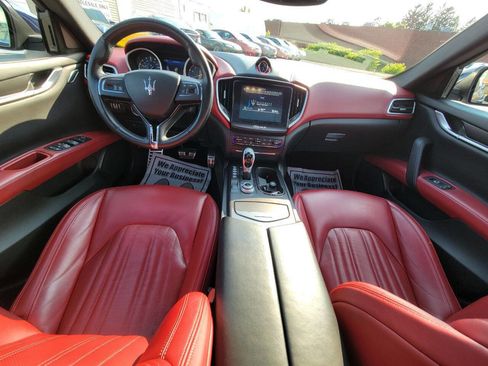 Used 2017 Maserati Ghibli S Q4 image 10