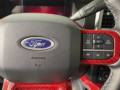 New 2025 Ford F250 Lariat w/ Lariat Ultimate Package AWD/4WD image 28