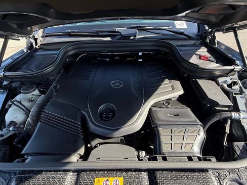 Certified 2026 Mercedes-Benz GLS 450 4MATIC image 32