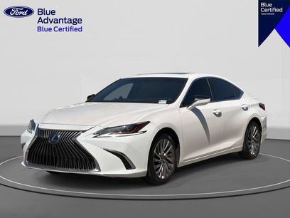 Used 2021 Lexus ES 300h w/ Luxury Package
