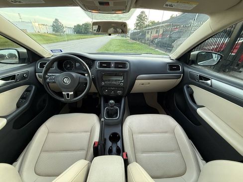 Used 2014 Volkswagen Jetta TDI FWD image 26