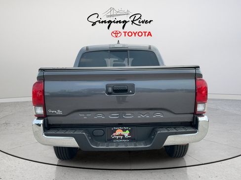 Used 2022 Toyota Tacoma SR5 w/ SR5 Appearance Package (SM) RWD image 6