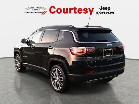 Certified 2023 Jeep Compass Limited w/ Elite Group AWD/4WD image 7