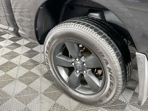 Used 2019 RAM 1500 Big Horn image 37