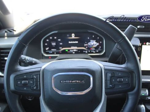 Used 2024 GMC Sierra 2500 Denali w/ Denali Reserve Package AWD/4WD image 10