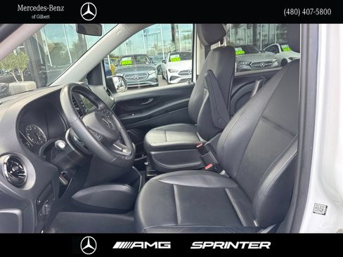 Used 2023 Mercedes-Benz Metris Passenger image 9