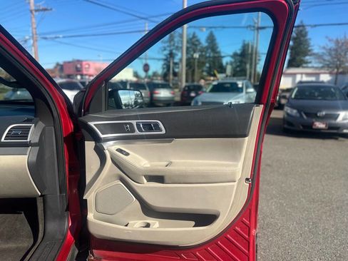 Used 2012 Ford Explorer XLT image 25