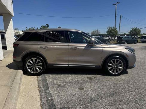 Used 2020 Lincoln Corsair FWD image 5