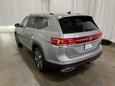 Used 2024 Volkswagen Atlas SEL AWD/4WD image 6