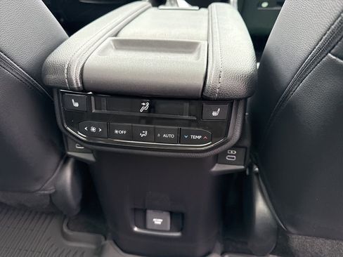 New 2026 Toyota Grand Highlander AWD image 10