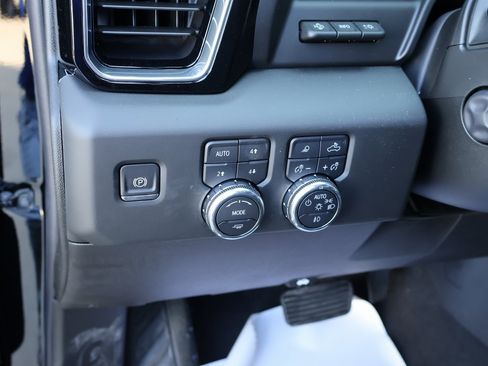 New 2026 GMC Sierra 1500 Denali w/ Denali Reserve Package image 13