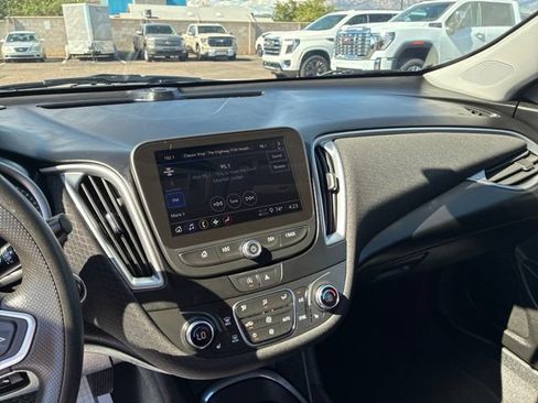 Used 2023 Chevrolet Malibu LT FWD image 12
