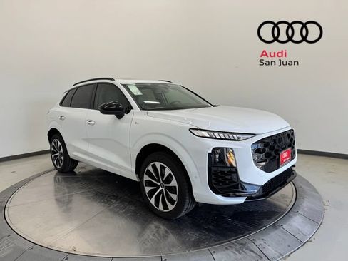 New 2026 Audi Q3 quattro 2.0T AWD/4WD image 1