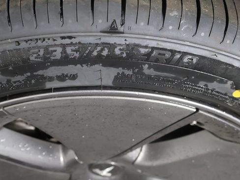 Used 2023 Tesla Model 3 Standard Range RWD image 26