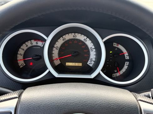 Used 2014 Toyota Tacoma PreRunner w/ SR5 Package image 14