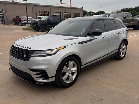 Used 2025 Land Rover Range Rover Velar Dynamic HSE AWD/4WD image 3