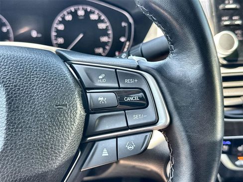Used 2022 Honda Accord Touring image 21
