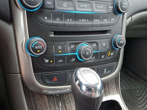 Used 2014 Chevrolet Malibu LT FWD image 15