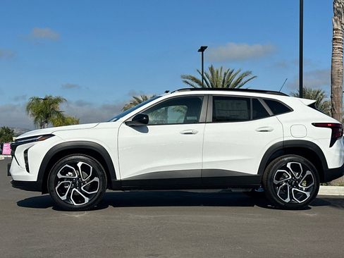 New 2026 Chevrolet Trax RS FWD image 7