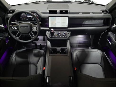 New 2025 Land Rover Defender 110 X-Dynamic SE image 25