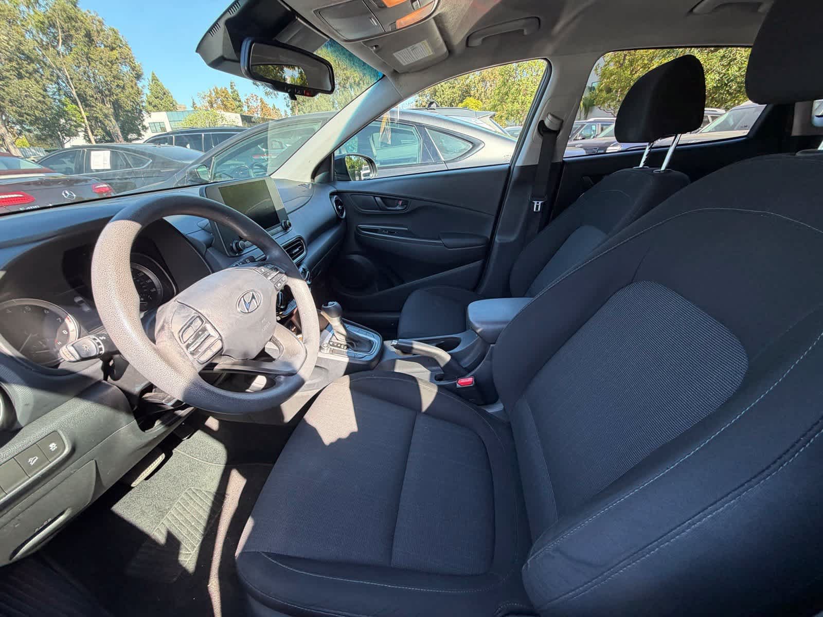 Certified 2023 Hyundai Kona SEL AWD/4WD image 6