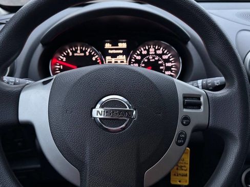 Used 2013 Nissan Rogue S image 16