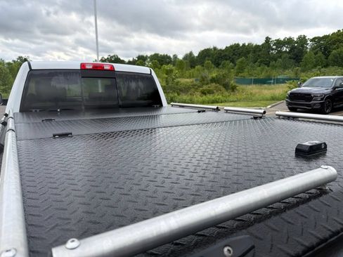 Used 2015 RAM 3500 Laramie AWD/4WD image 9