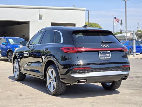 Certified 2025 Audi Q5 Premium Plus w/ Premium Plus AWD/4WD image 11