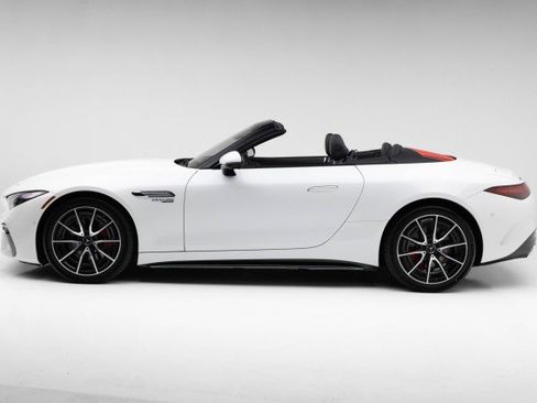 Used 2023 Mercedes-Benz SL 55 AMG 4MATIC image 9