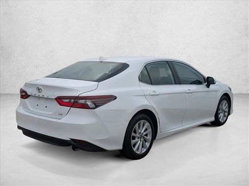 Used 2024 Toyota Camry LE image 5