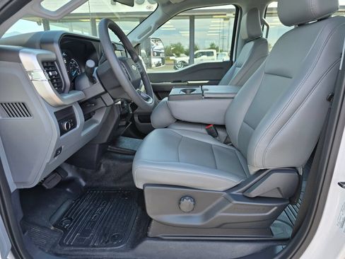 Used 2025 Ford F450 XL RWD image 16