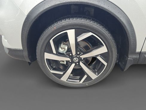 Certified 2022 Nissan Rogue Sport SL w/ Premium Package AWD/4WD image 10