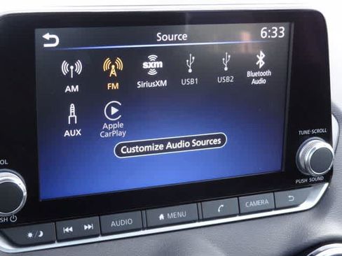 Used 2025 Nissan Sentra SV FWD image 22