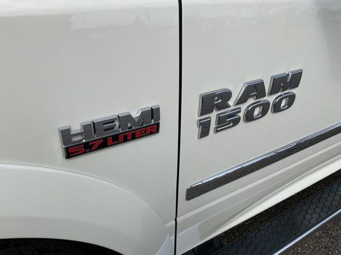 Used 2016 RAM 1500 Laramie w/ Convenience Group AWD/4WD image 10
