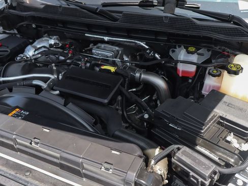 Used 2023 Chevrolet Silverado 3500 W/T AWD/4WD image 14