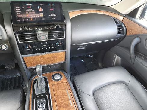 Certified 2024 Nissan Armada SL w/ Captain's Chairs Package image 18