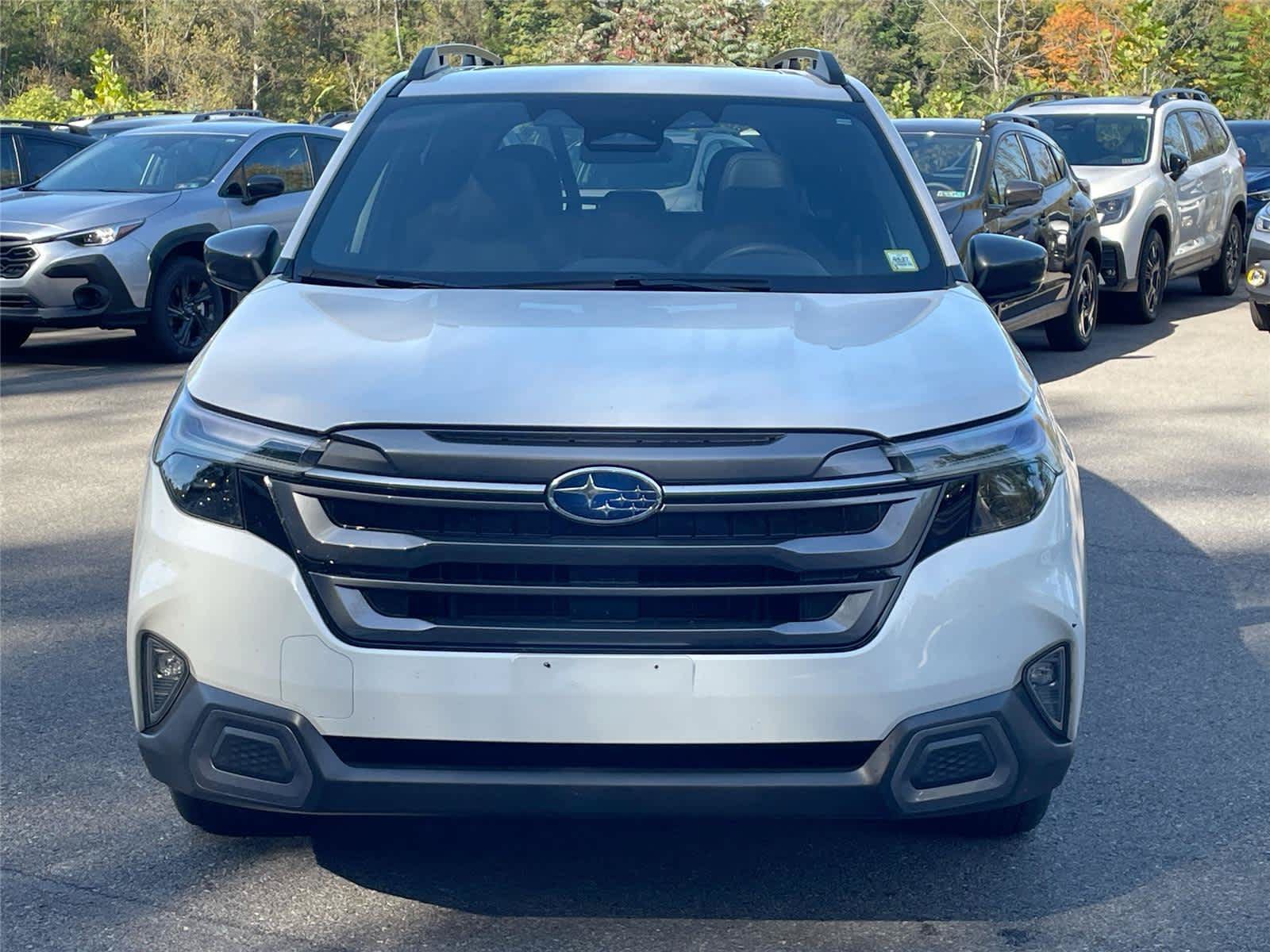 Used 2025 Subaru Forester Limited AWD/4WD image 8